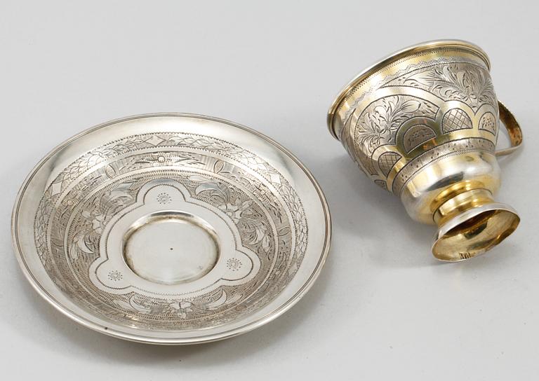 KAFFEKOPP OCH FAT, silver, Moskva, Ryssland, 1875, vikt 130 gram.