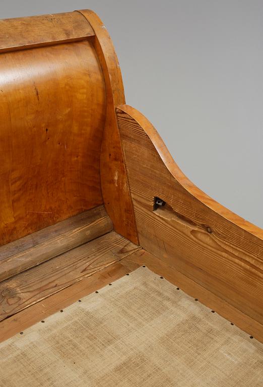 SÄNG, 1800-talets mitt. Senempire.