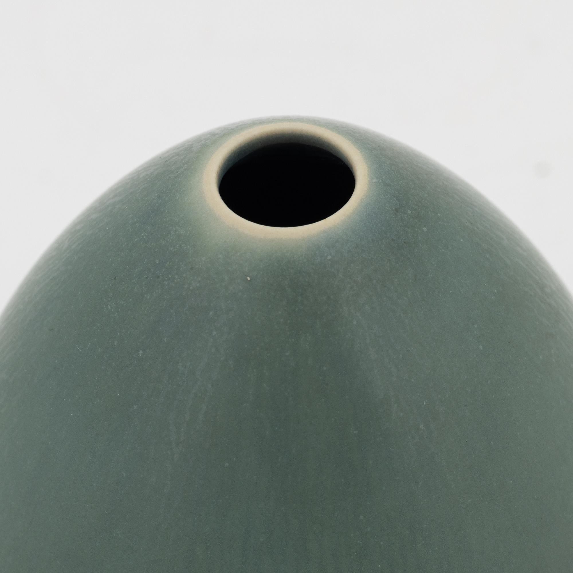 Berndt Friberg, a stoneware vase, Gustavsberg studio, Sweden 1967.