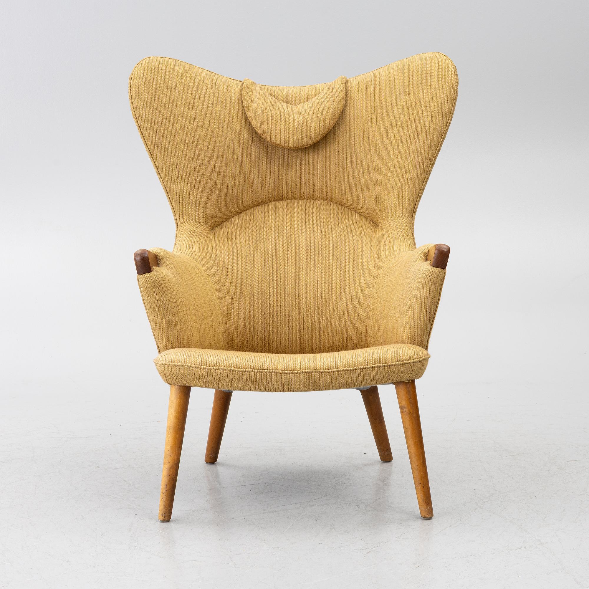 Hans J. Wegner, An armchair “Mama Bear” variant, Johannes Hansen, 1960s.