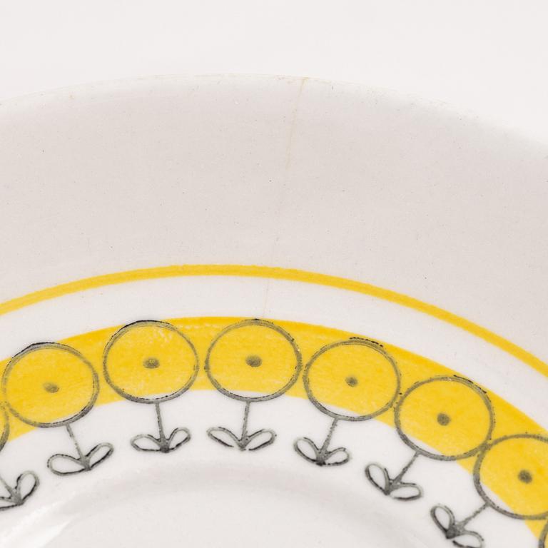 Berit Ternell, a set of six porcelain teacups with saucers, Upsala-Ekeby 1960-62.