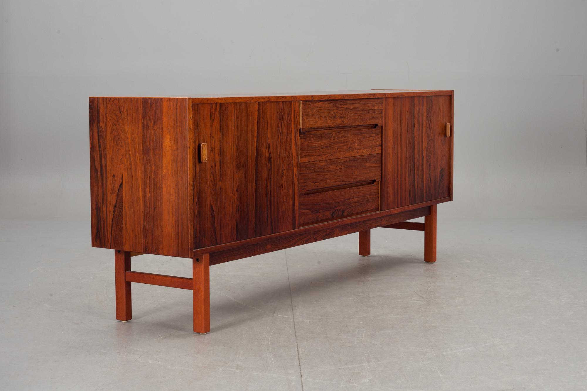 SIDEBOARD, 1900-talets andra hälft.