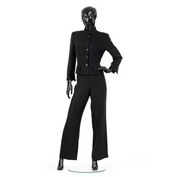 553. ARMANI, a two-piece suit consisting of a jacket and trousers.