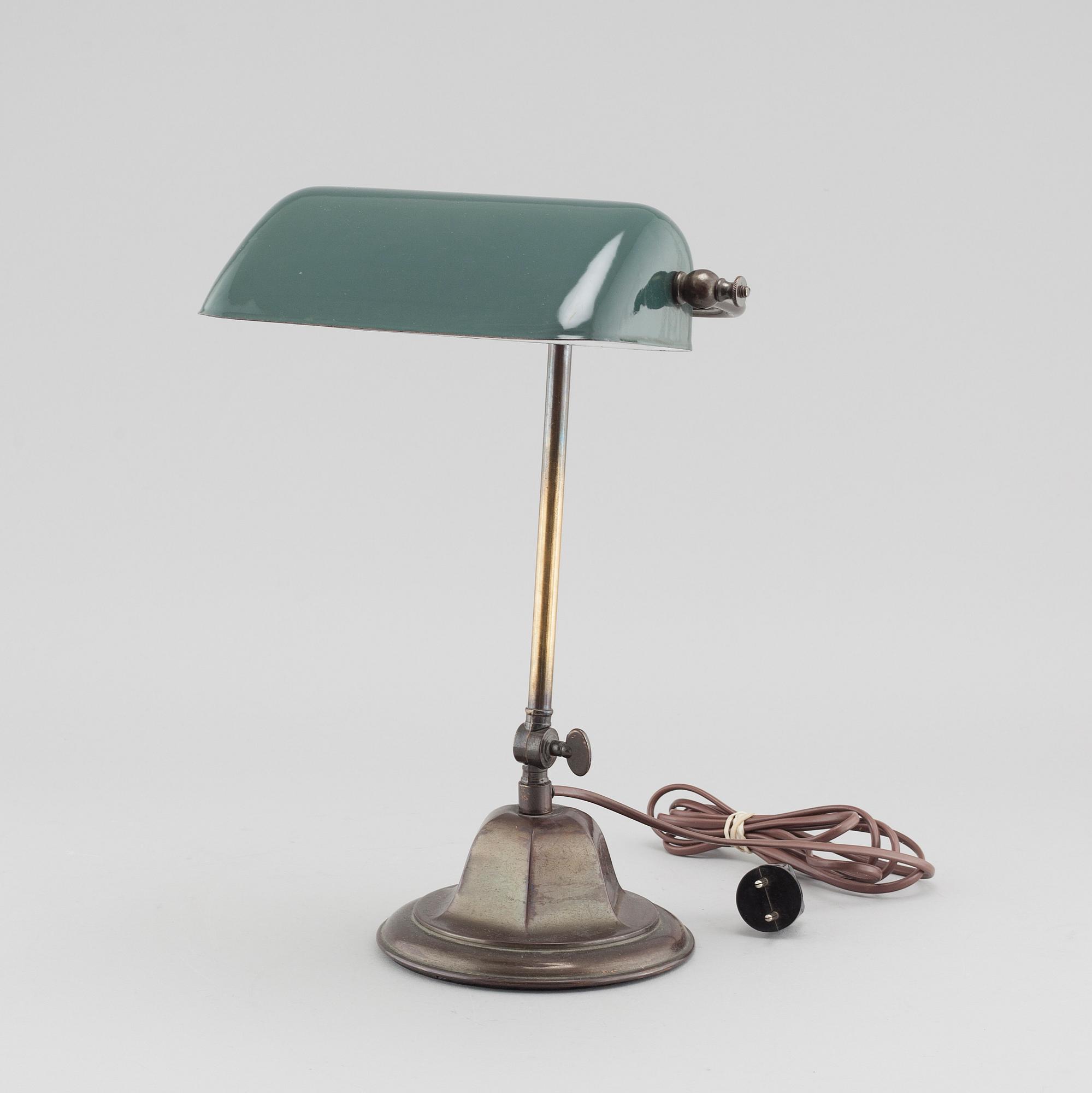 A desk lamp, first half of the 20th century.
