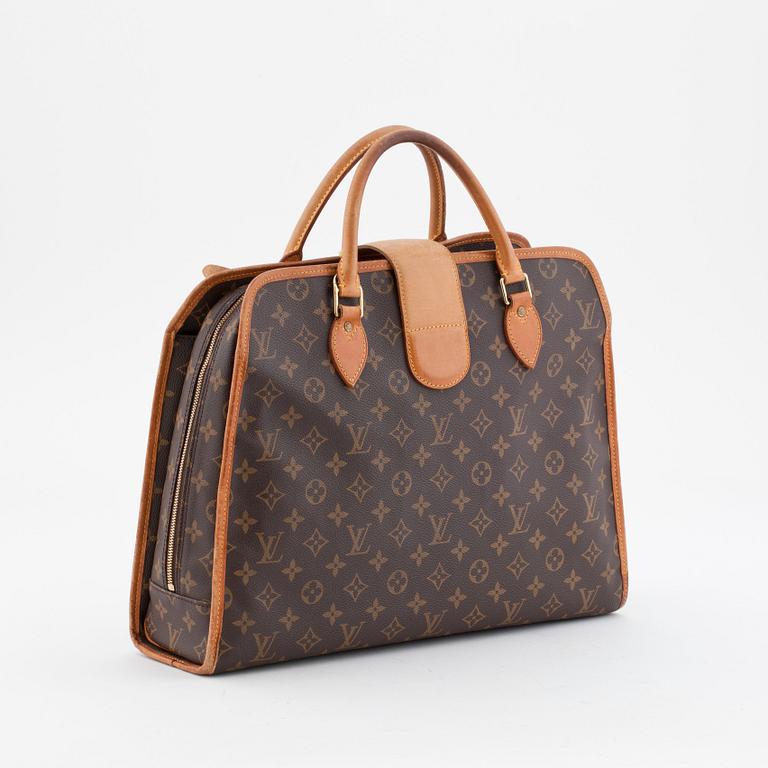 LOUIS VUITTON, a monogram canvas briefcase.