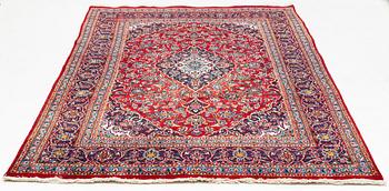 An Ardekan carpet, ca 300 x 190 cm.