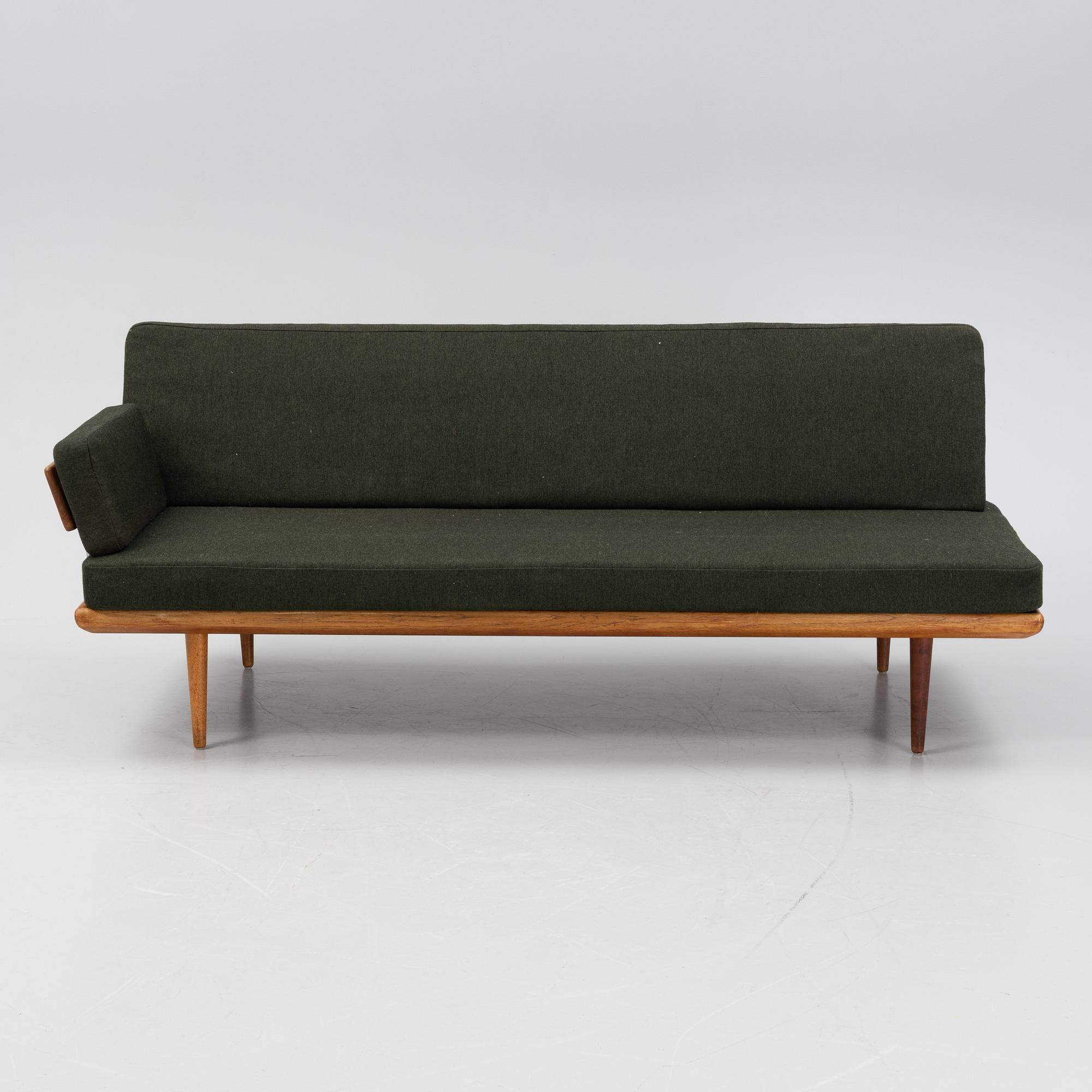 Peter Hvidt & Orla Mølgaard Nielsen, hörnsoffa med bord 3 dlr, "Minerva", France & Daverkosen Danmark 1950-tal.