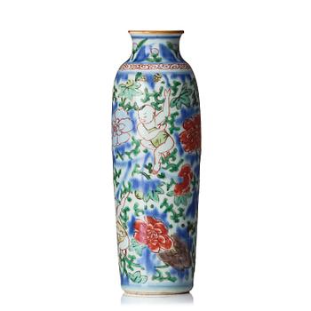1037. A wucai sleeve vase, Transition, 17th century.