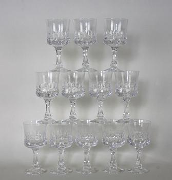 GLASSERVIS, 44 delar, Kosta.