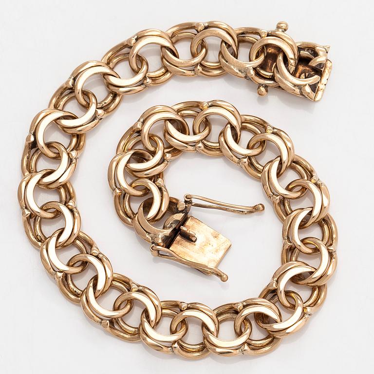 A 14K gold bismarck link bracelet, Lauri Suninmäki, Helsinki 1968.