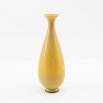 Berndt Friberg, vase from Gustavsbergs Studio in the 1960s/70s, stoneware.