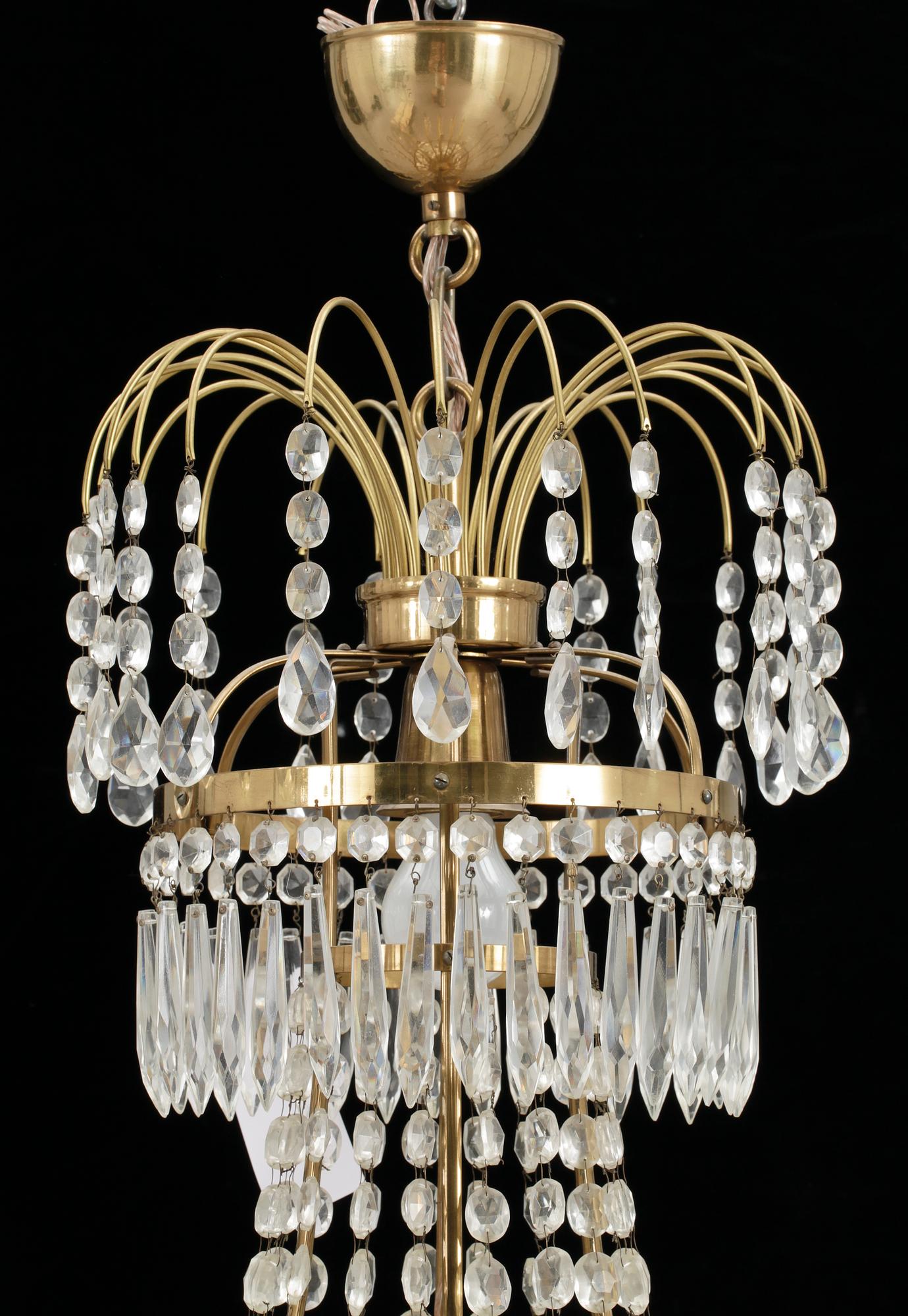 LJUSKRONA, empirestil, 1900-talets andra hälft. H 85.