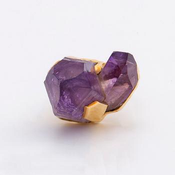 REY URBAN RING 18K gold w amethyst crystal approx 20 x 15 mm, Stockholm 1975, original box.