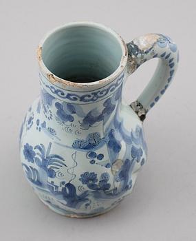 KANNA, fajans, märkt HH, möjligen Tyskland 1700-/1800-tal.