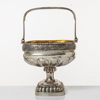 Confectionery bowl and cream jug, low-grade silver, Empire, 19th Century.