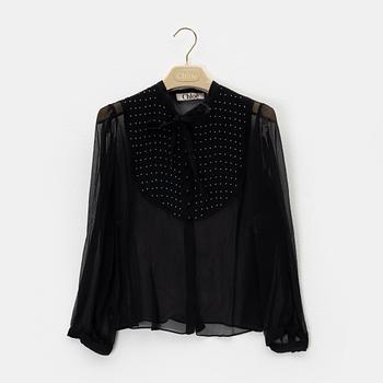 Chloé, a silk blouse, size 38.