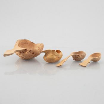 Ten carved burl wood bowls and cups, Sweden, 20th century.