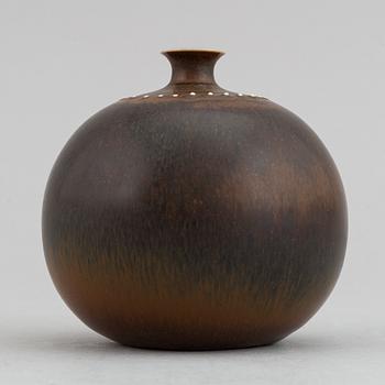 Stig Lindberg, a set of two stoneware vases and a bowl, Gustavsberg studio, Sweden 1960, 1968 and 1958-59.