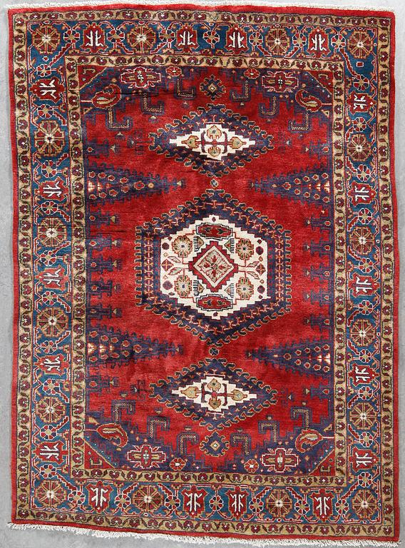 MATTA, Persisk, ca 228x164 cm.