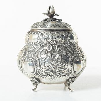 Sockerskål, silver, rokokostil, 1900-tal.