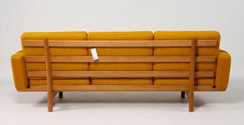 SOFFA, "GE 236", Hans J Wegner, Getama, Danmark.