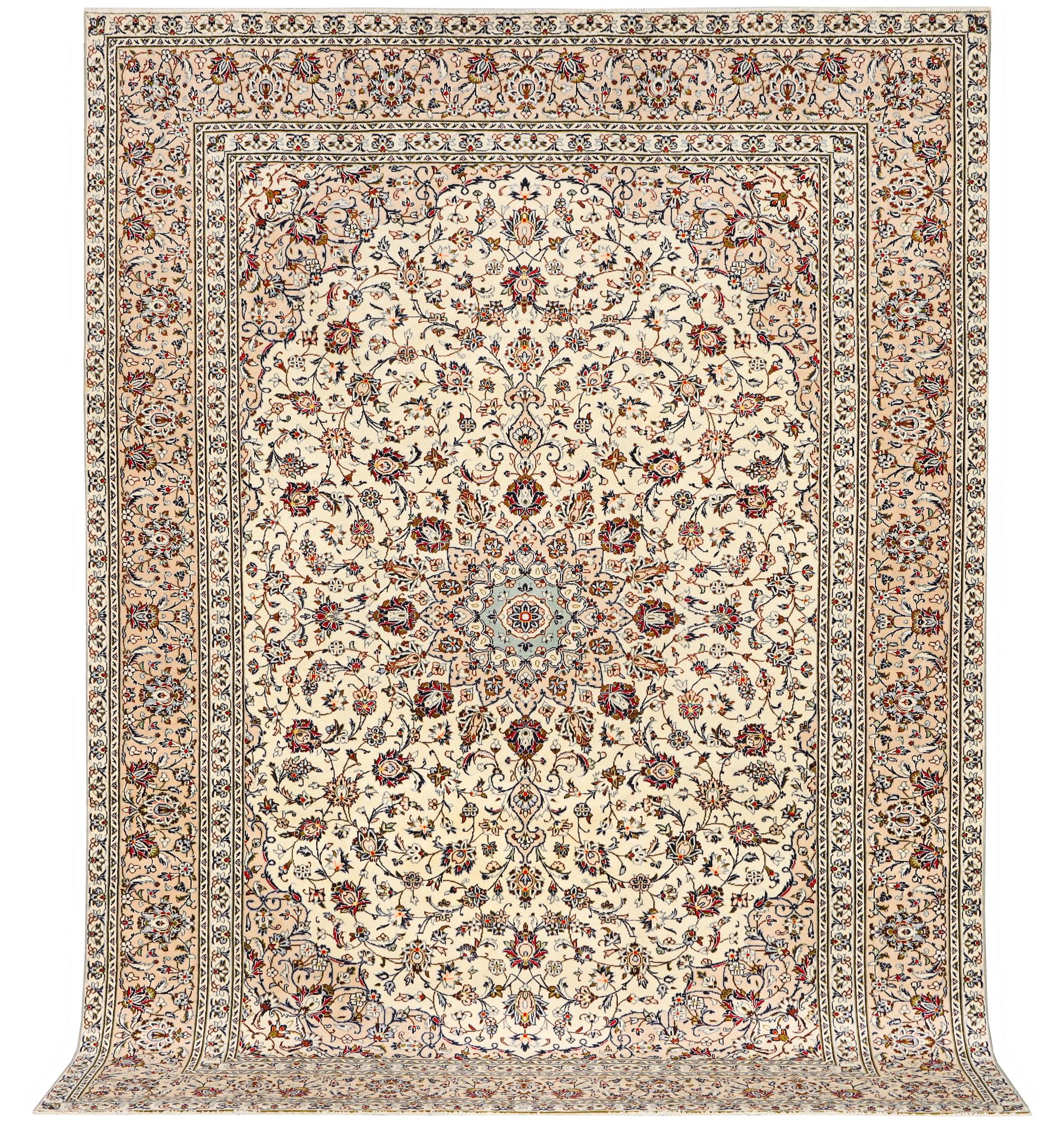 A Keshan carpet, c. 342 x 247 cm.