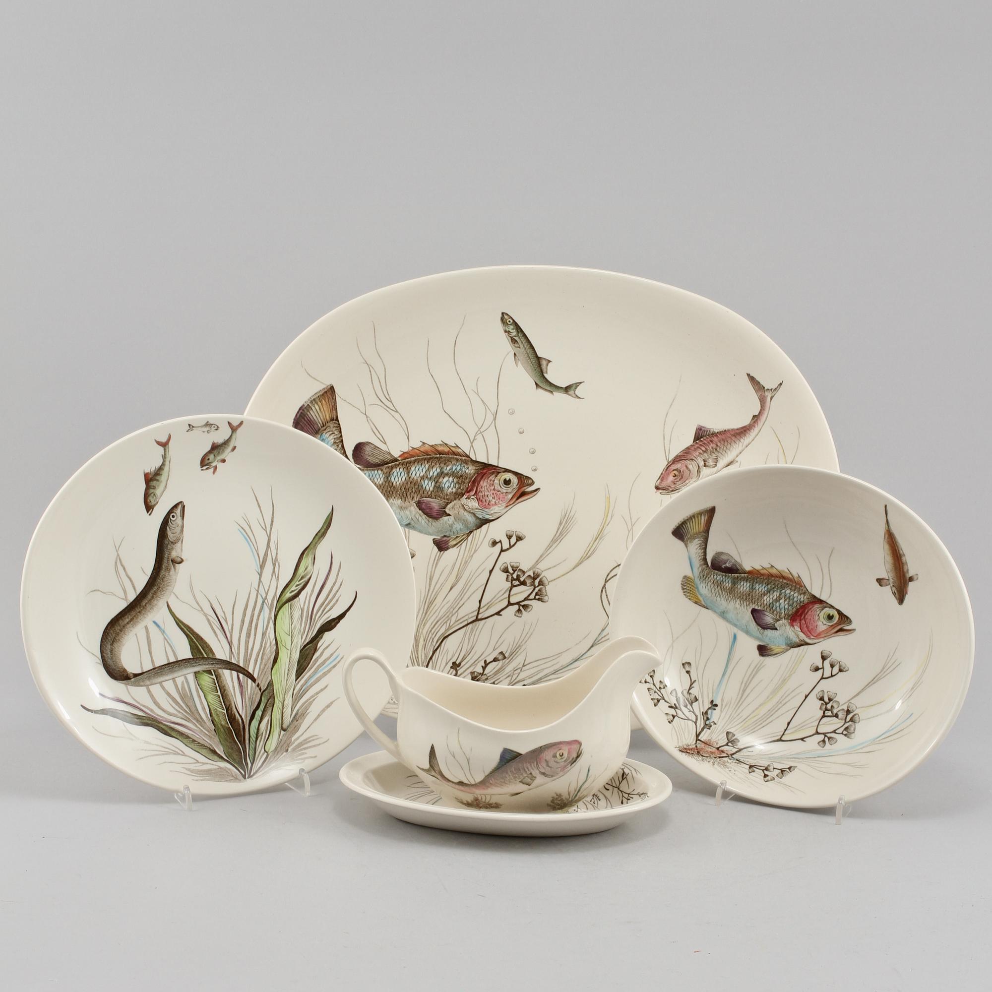 SERVISDELAR, 15 delar, "Fish" Johnson Bros. England. 1900-talets slut.