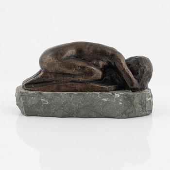 Axel Olsson, skulptur, signerad. Brons, total höjd 12 cm.