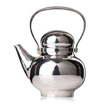 An Eric Löfman sterling teapot, executed by Markström Uppsala 1976.