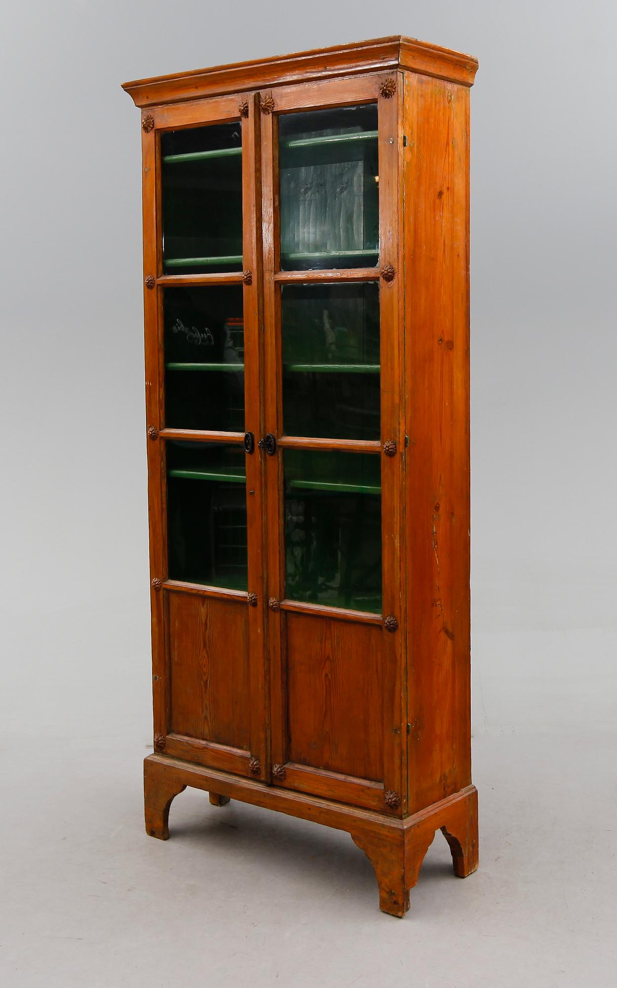 VITRIN/BOKSKÅP, 1800-talets andra hälft.