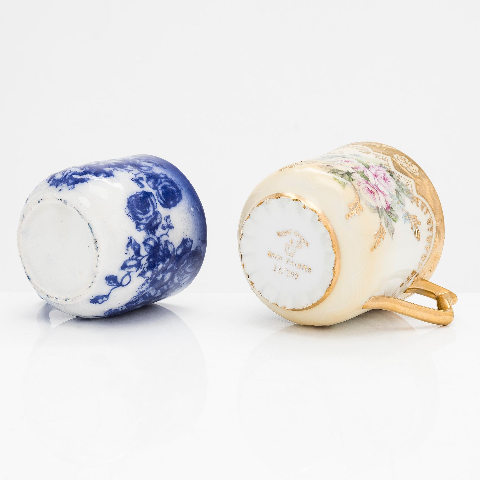 Mustaschkoppar, 24 par, porslin, bla England och Tyskland, 1800 och 1900-tal.