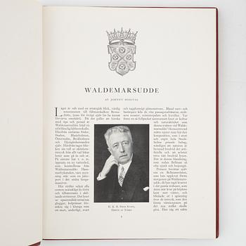 Bokverk, Svenska slott och herresäten, ny samling, 3 + 1 volymer, Natur och Kultur, Stockholm, 1932-1934.