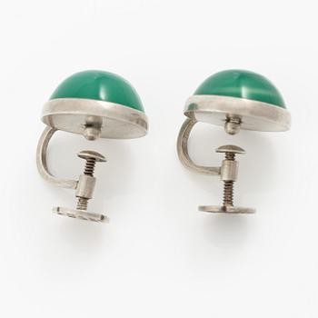 Wiwen Nilsson, a pair of earrings, sterling silver set with green quartz,  Lund 1952.