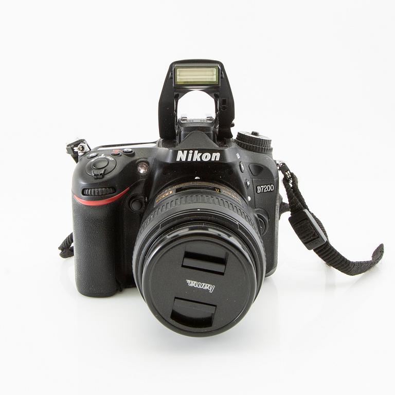 Camera Nikon D7200 along with 5 lenses and a bag.