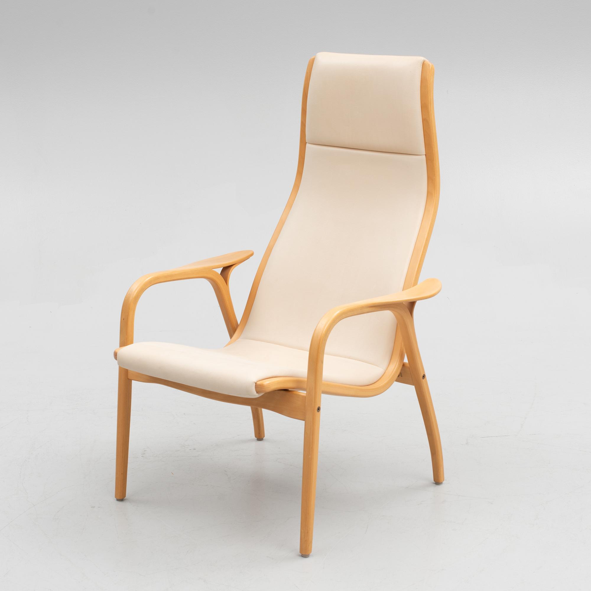 Yngve Ekström, fåtölj med fotpall, "Lamino", Swedese, tidigt 2000-tal.