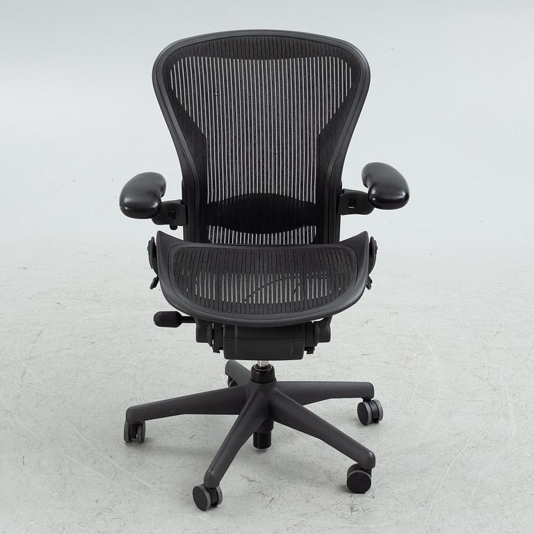 Don Chadwick/Bill Stump, skrivbordsstol, "Aeron", Herman Miller.