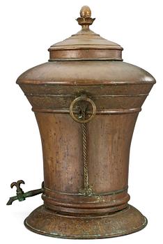 1002. An 18th century copper cistern.