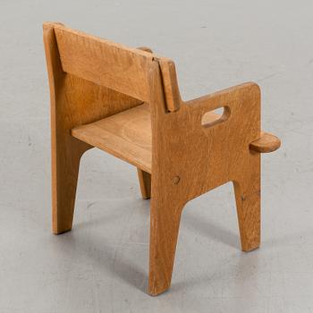 A HANS J WEGNER "PETERS CHAIR" BY GETAMA.