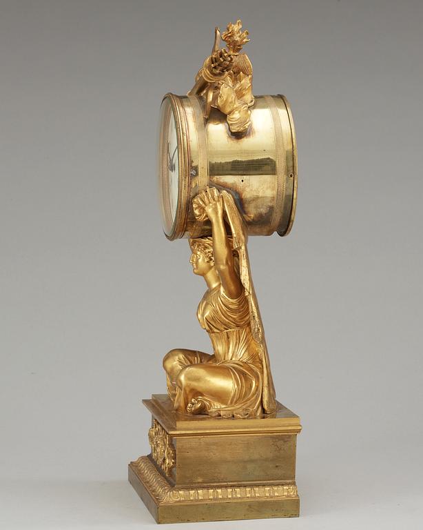 BORDSPENDYL. Frankrike, 1800-talets början. Empire. Senare ur.
