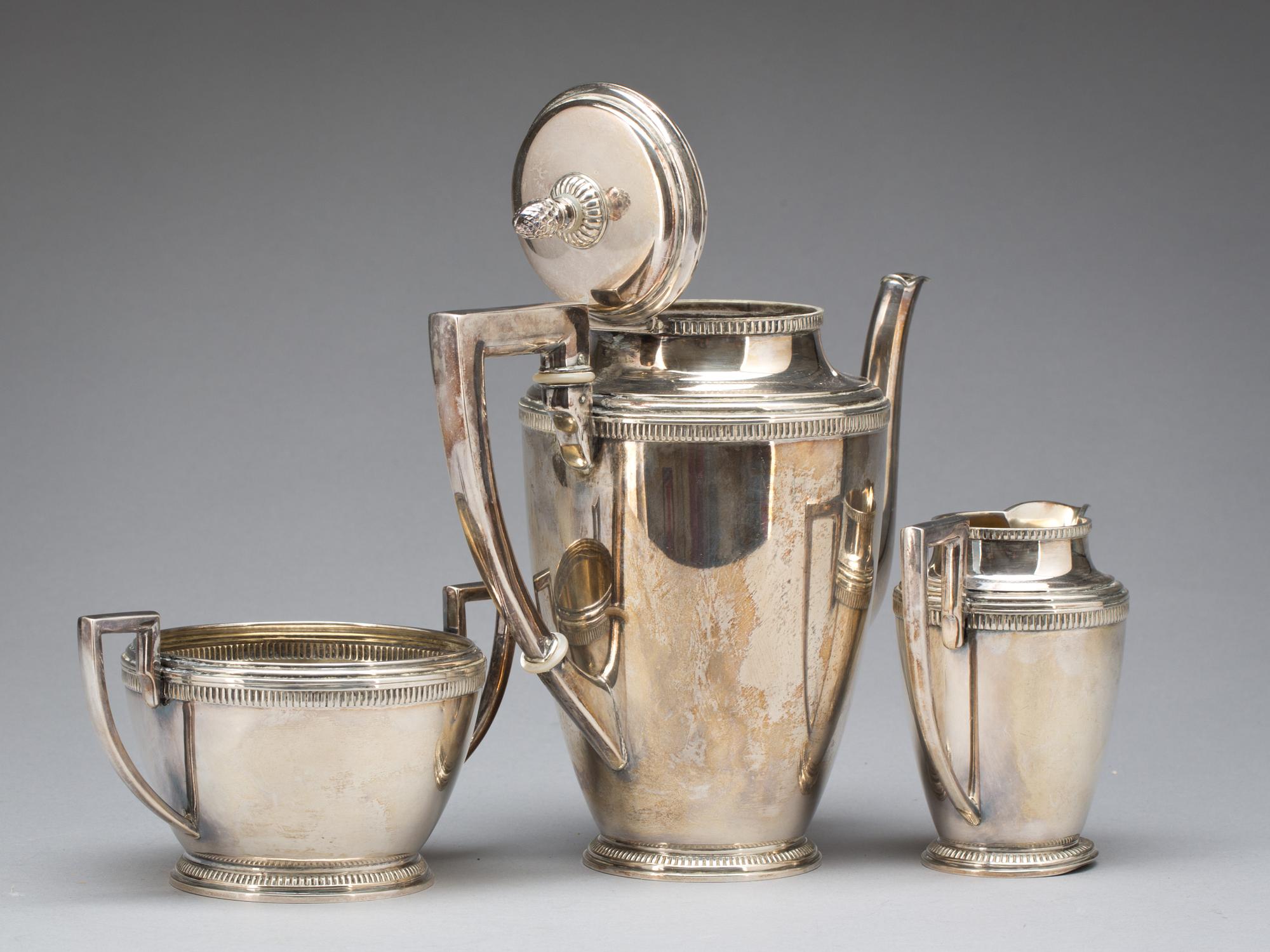 KAFFESERVIS, 3 delar, empirestil, silver, GAD Malmö 1909. Total vikt 833 gram.
