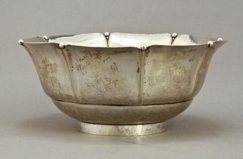 SKÅL, silver, Axel Bergman, Stockholm, 1919. Vikt 173 g.