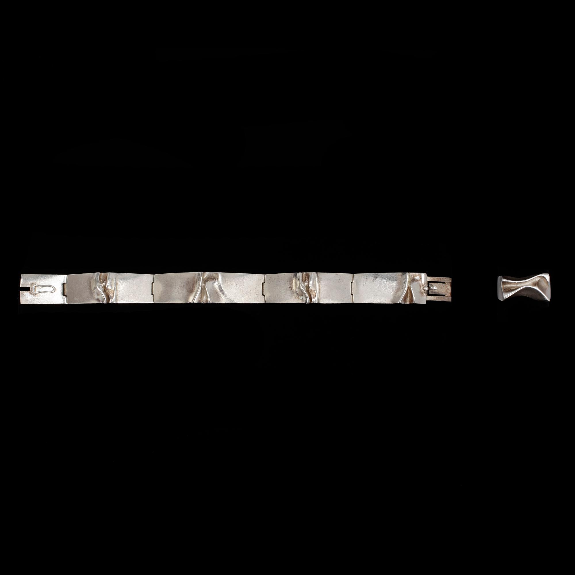 ARMBAND OCH RING, sterling silver, Björn Weckström för Lapponia, Finland 1986. Tot vikt ca 51 g.