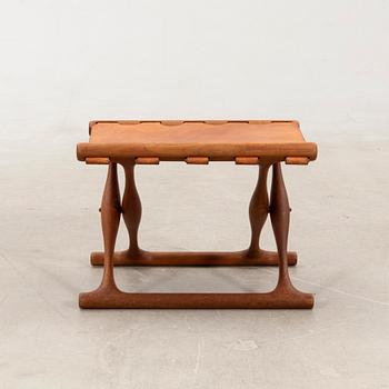 Poul Hundevad  pall "Guldhøjstolen", modell PH43, Vamdrup, Danmark 1960-tal.