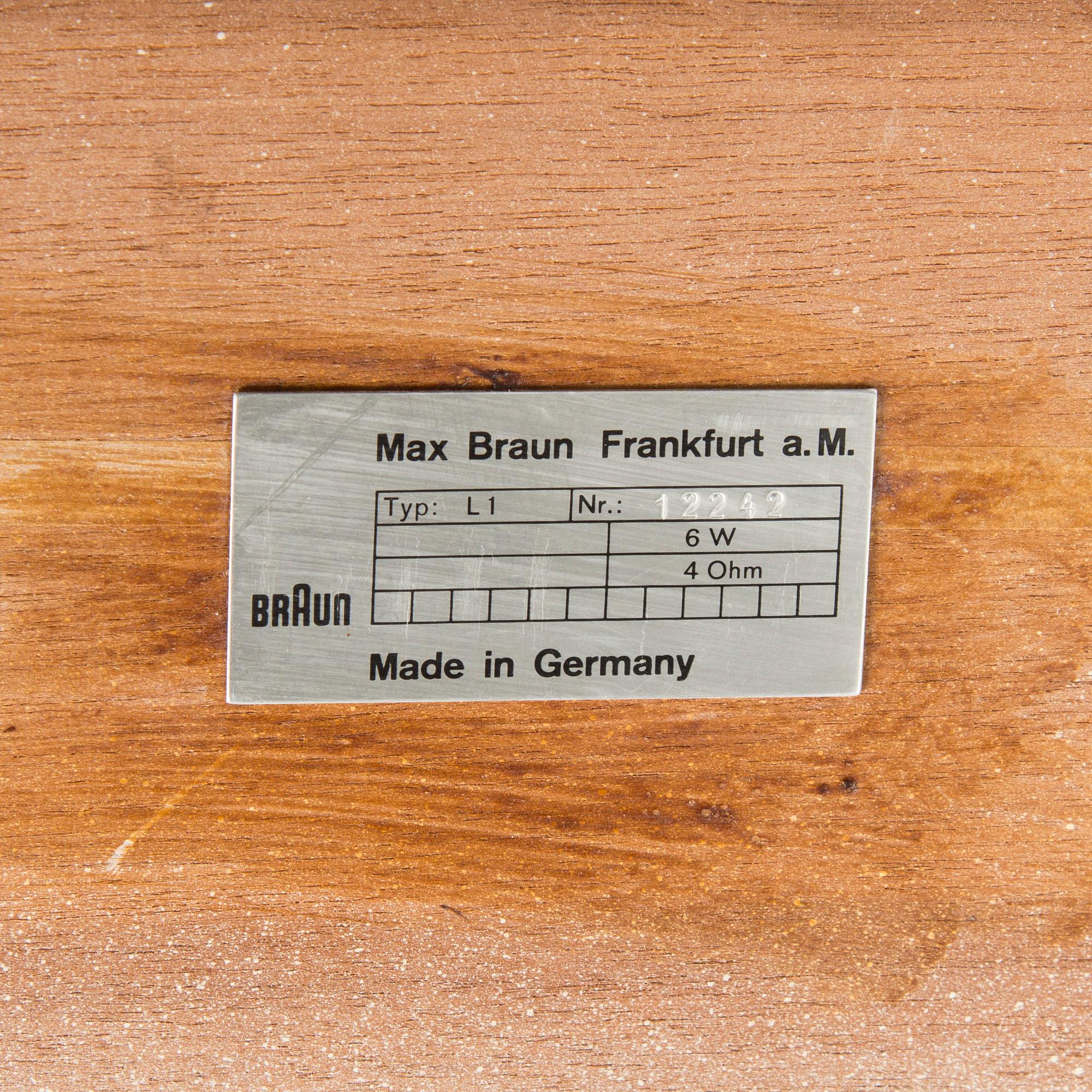 Dieter Rams, radiogrammofoni, "Phonosuper SK-5", Hans Gugelot & Dieter Rams, sekä kaiuttimet, "L1", Braun AG. Saksa, 1950-60-luku.