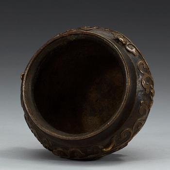 A bronze censer, Qing dynasty, 19th Century.