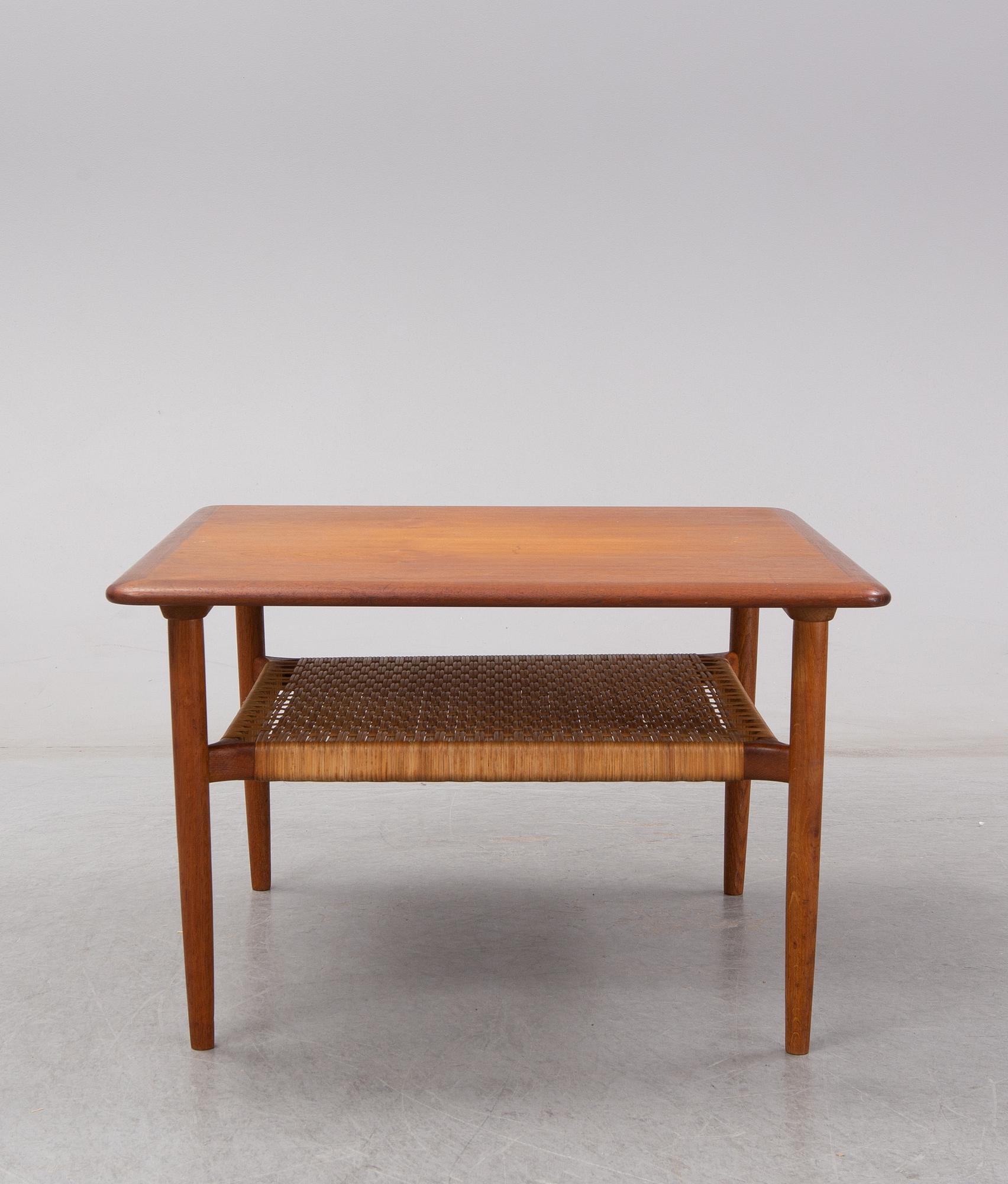Kurt Østervig, teak veneered coffee table, Jason.