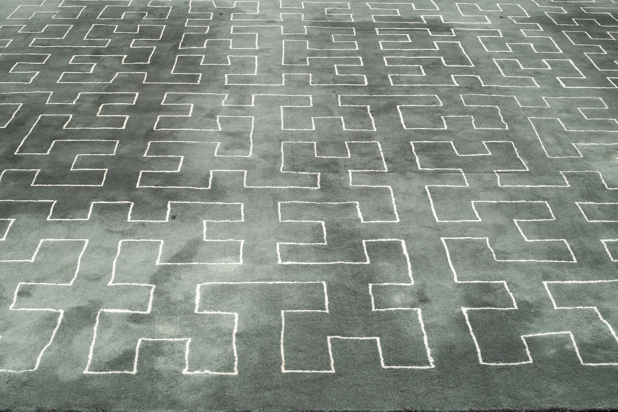 Tom Dixon, matta, "Maze", handtuftad, ca 478 x 478 cm, "MAZE By ASPLUND".