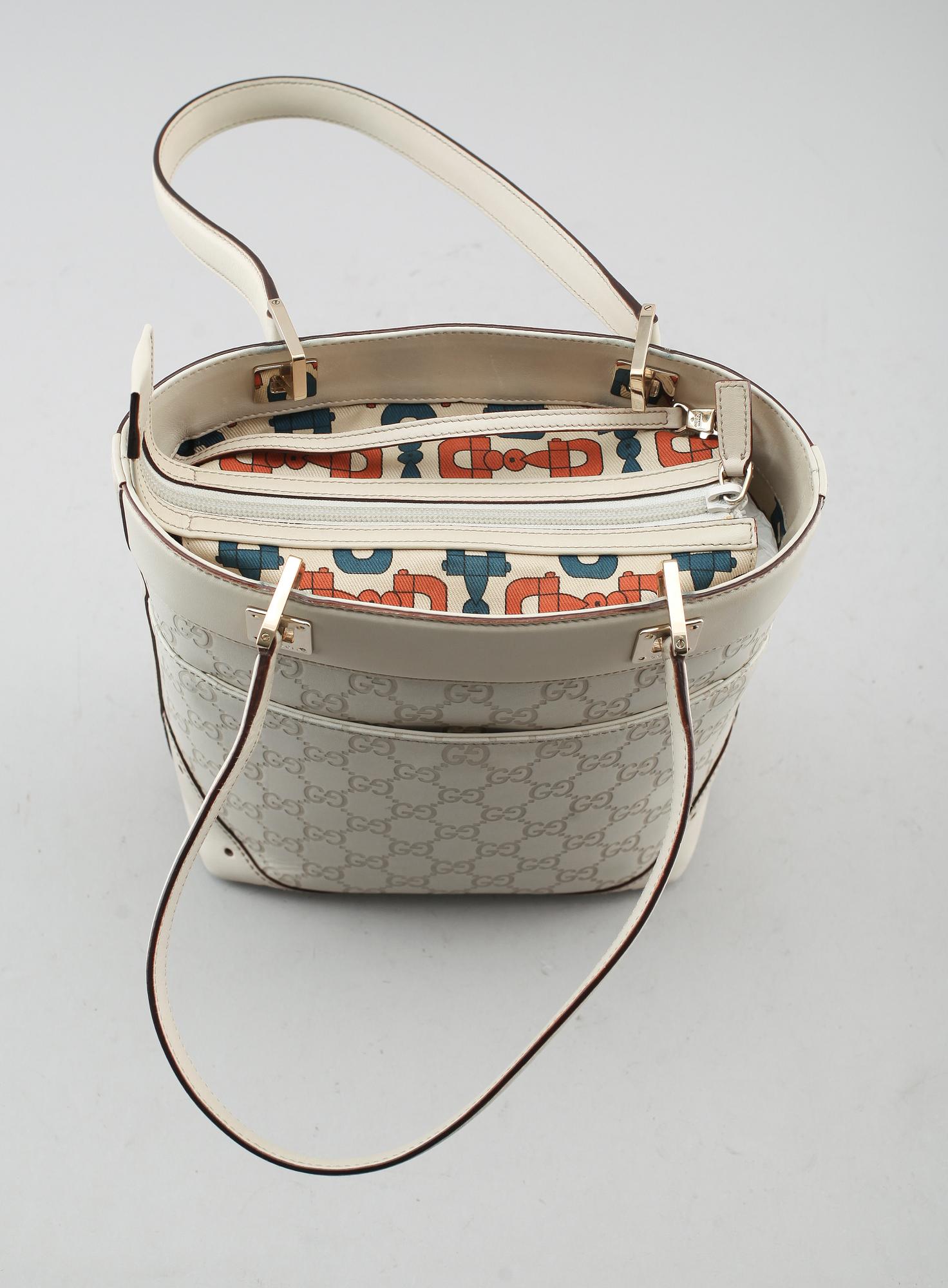 VÄSKA, Gucci.