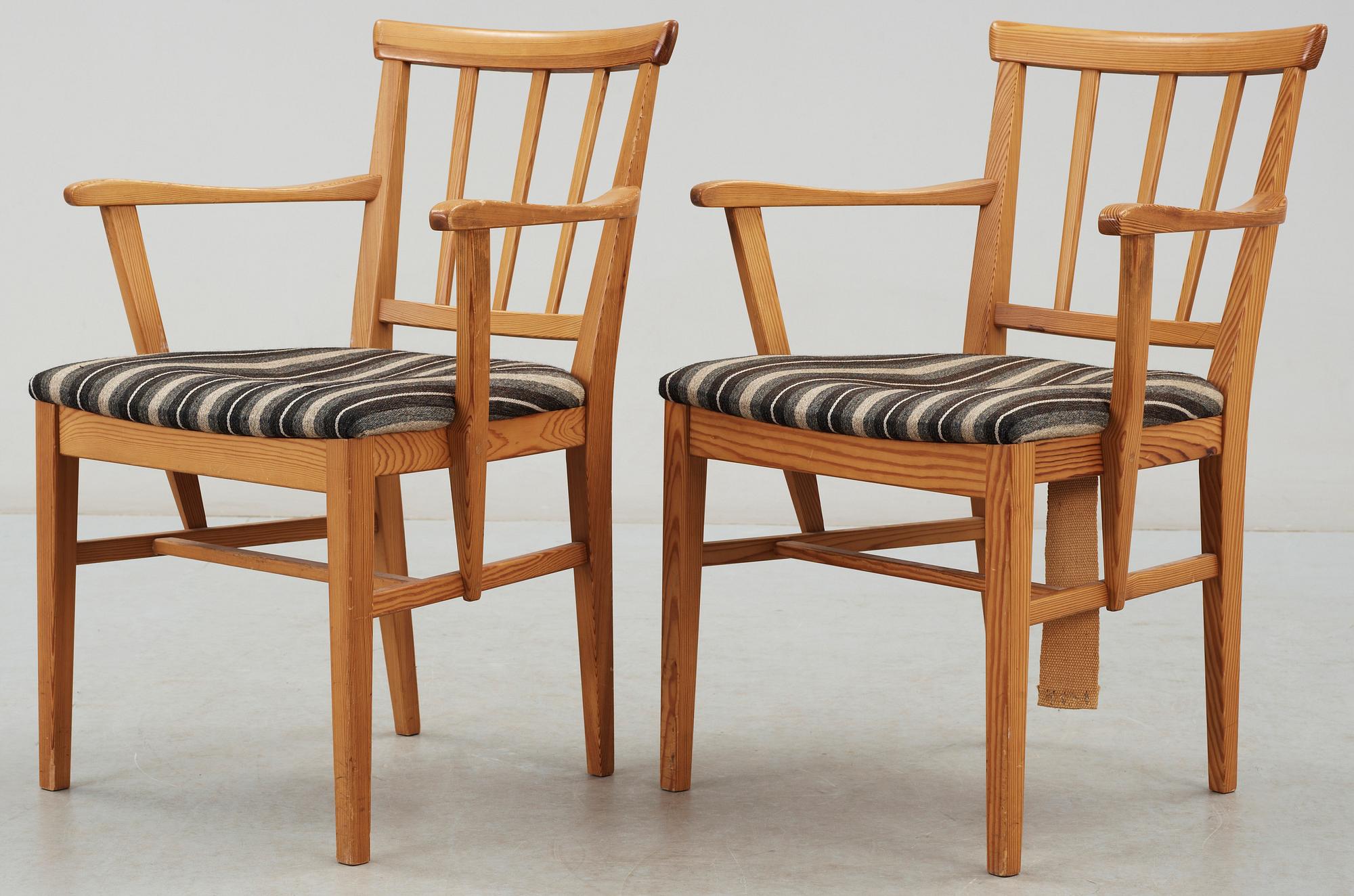 KARMSTOLAR, ett par, Carl Malmsten, Svensk Fur, 1900-talets andra hälft.