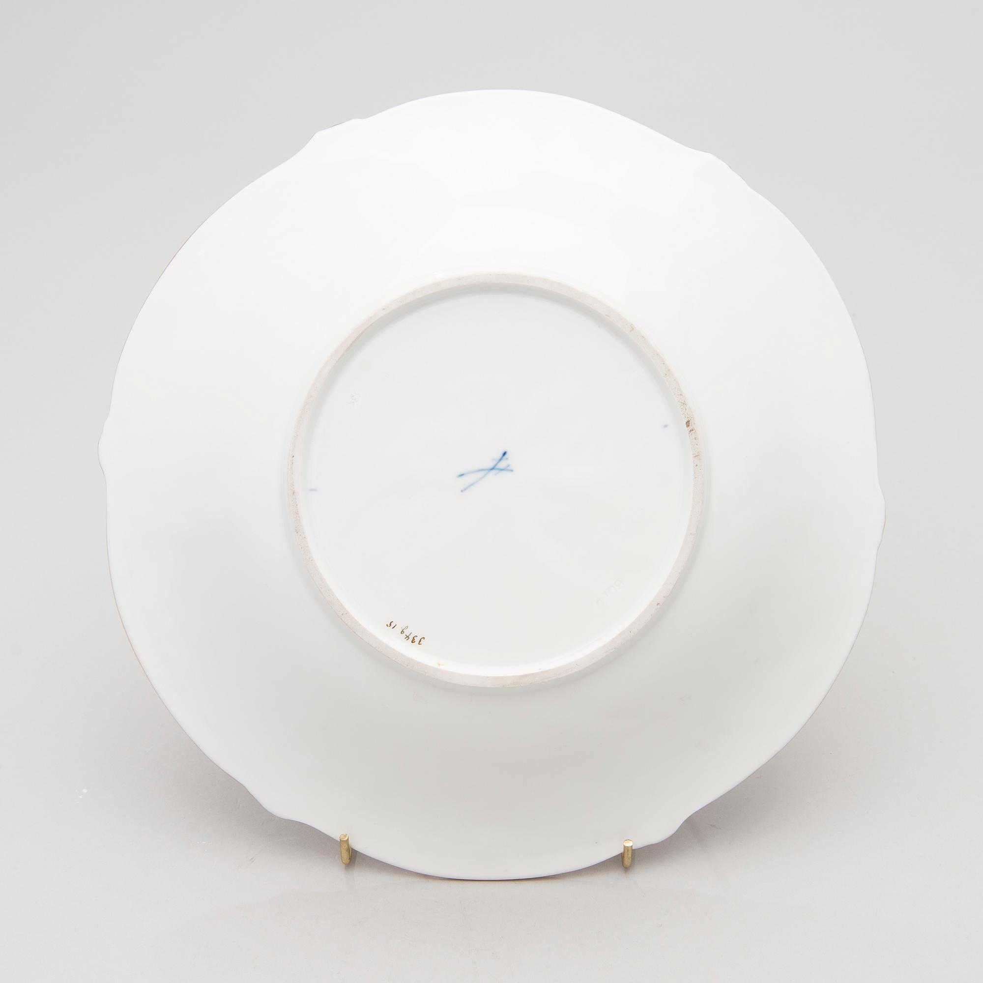 A Meissen porcelain bowl, 20th century.